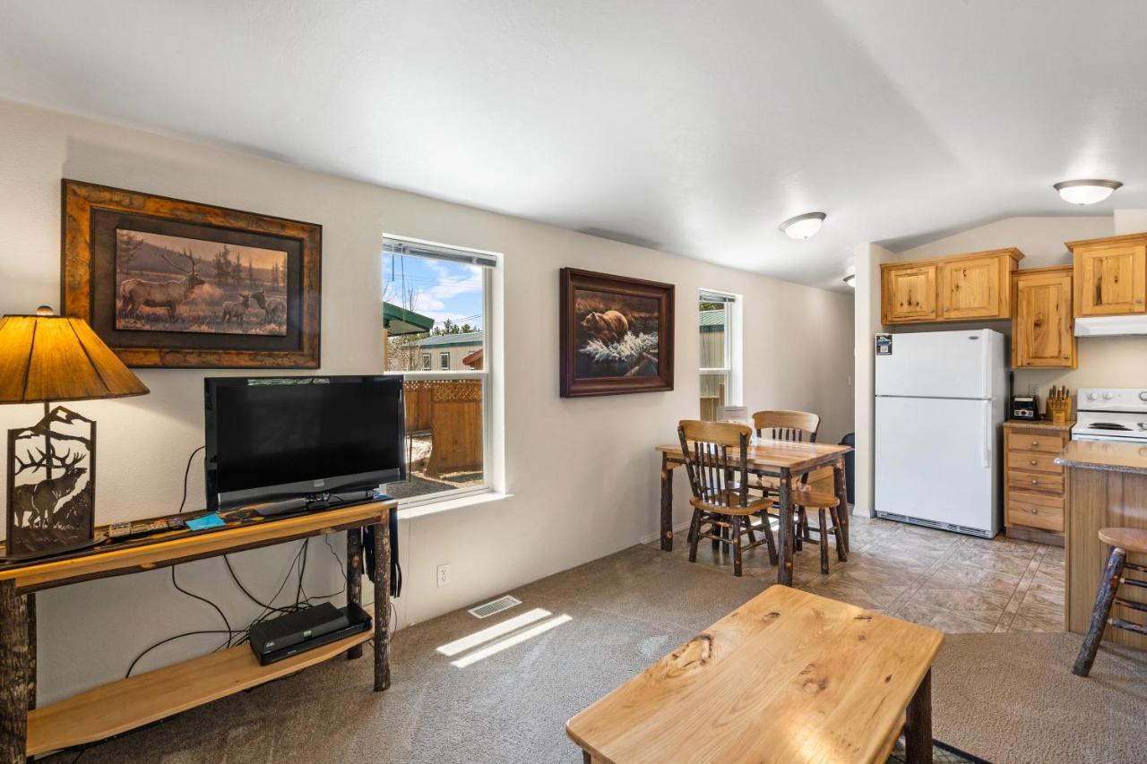 Vila Alpine #1 West Yellowstone Exteriér fotografie